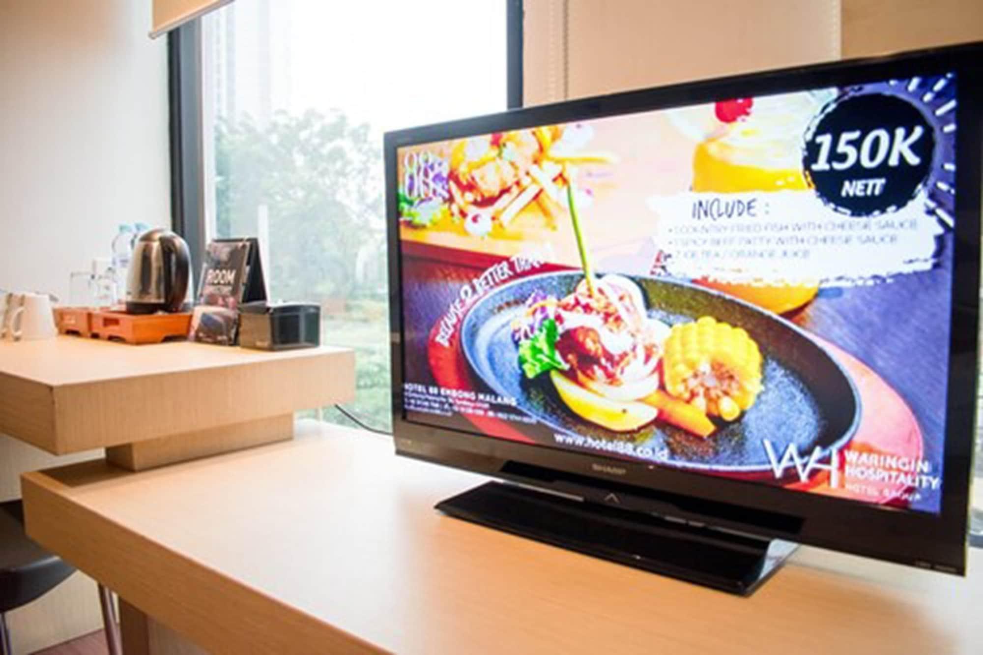 Hotel 88 Embong Malang Tunjungan Surabaya By Wh - Breakfast With The Best View On The Highest Floor And Strategic Location In The City Center Extérieur photo