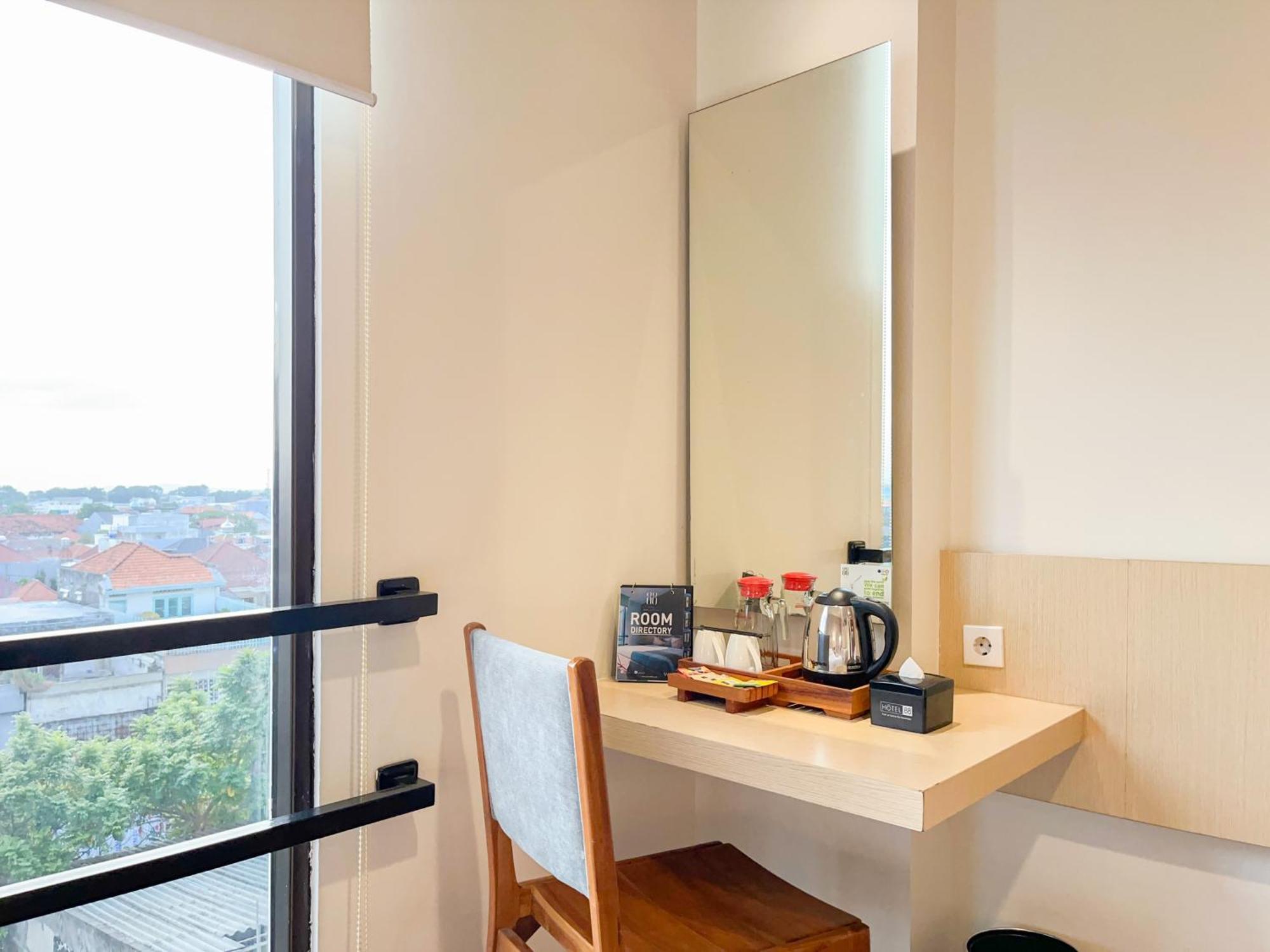 Hotel 88 Embong Malang Tunjungan Surabaya By Wh - Breakfast With The Best View On The Highest Floor And Strategic Location In The City Center Extérieur photo